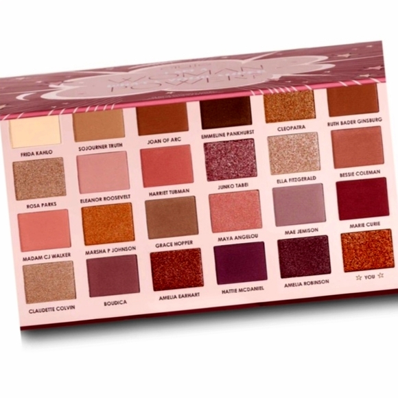 I Am A Woman, What's Your Superpower? Palette by Ciaté - Picture 4 of 8